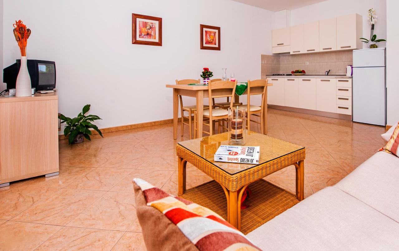 Apartments Bella Rovinj Ngoại thất bức ảnh